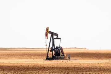 النفط يهبط بأكثر من 5 بفعل تهدئة أميركية إيرانية