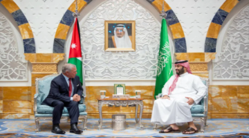 الملك وولي العهد السعودي يبحثان تداعيات التطورات الإقليمية على أمن المنطقة والعالم