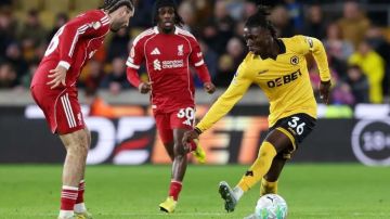 متذيل البريميرليج يفسد فرحة صلاح ويصعق ليفربول متذيل البريميرليج يفسد فرحة صلاح ويصعق ليفربول