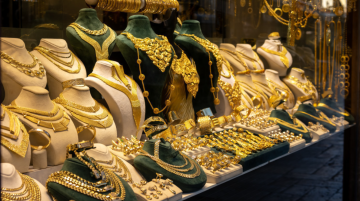 105.1 دنانير سعر الذهب عيار 21 في السوق المحلية