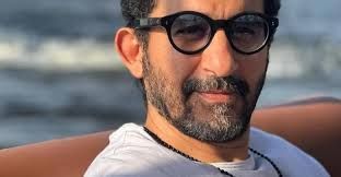 أحمد حلمي يحرر بلاغا ضد مدير منزله