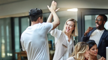 التفوق لا يرتبط بالذكاء أو الموهبة.. علم النفس يوضح