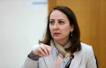 مها علي ترفض مساواة التقاعد المبكر بين المرأة والرجل