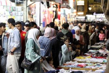 أسواق الرصيفة تشهد إقبالا مع قرب عيد الفطر