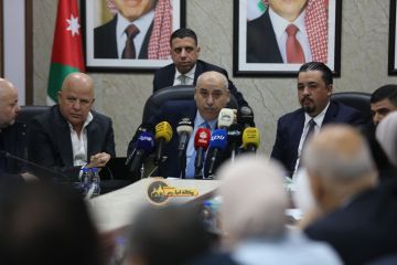  العمل النيابية تبحث مع الأحزاب مشروع معدل قانون الضمان الاجتماعي - صور