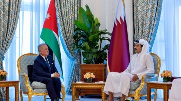 الملك يحذر من استغلال الحرب كذريعة لتقييد حرية المصلين بالوصول إلى الأقصى