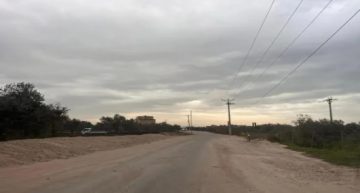 سكان إربد يطالبون بإصلاح فوري لطريق رئيسي تضرر من مشروع تحديث شبكات المياه