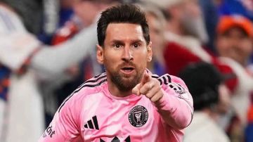 لماذا فضل ميسي الابتعاد عن انتخابات برشلونة؟