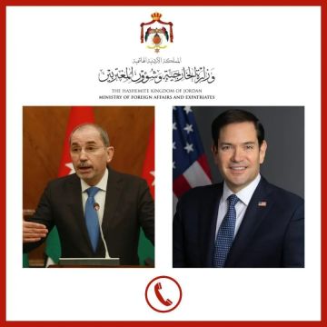 وزير الخارجية يتلقى اتصالا هاتفيا من نظيره الأميركي