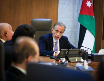 حسان يبحث مع ممثلي الملاحة والشحن تعزيز سلاسل التوريد في ظل الأوضاع الإقليمية