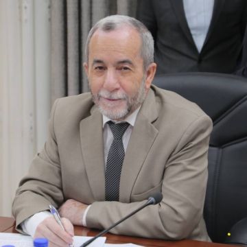 مشوقة لرئيس الوزراء .. أين الدراسة الاكتوارية ومن يتحمل كلفة الاختلال؟