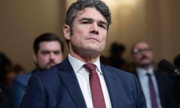 إف.بي.آي يحقق مع مسؤول أمني أمريكي استقال بسبب الحرب مع إيران إف.بي.آي يحقق مع مسؤول أمني أمريكي استقال بسبب الحرب مع إيران