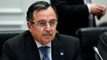 نبيل فهمي يخلف أحمد أبو الغيط أمينا عاما للجامعة العربية