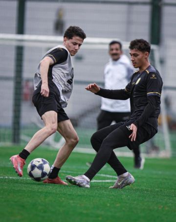 نادي الحسين يغادر قطر إلى السعودية السبت