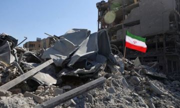 إيران تتعهد بالرد على الضربات الجوية التي استهدفت مناطق سكنية إيران تتعهد بالرد على الضربات الجوية التي استهدفت مناطق سكنية