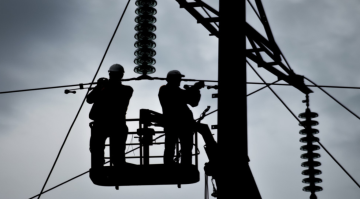 فصل مبرمج للتيار الكهربائي عن مناطق بلواء الوسطية الاثنين