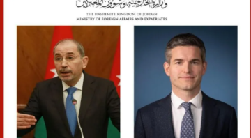 وزير الخارجية يبحث مع نظيره الهولندي التصعيد الخطير في المنطقة وانعكاساته وزير الخارجية يبحث مع نظيره الهولندي التصعيد الخطير في المنطقة وانعكاساته