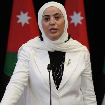 المدارمه يدعو الوزيرة بني مصطفى لسحب شكواها ضد عمار الشرفات المدارمه يدعو الوزيرة بني مصطفى لسحب شكواها ضد عمار الشرفات