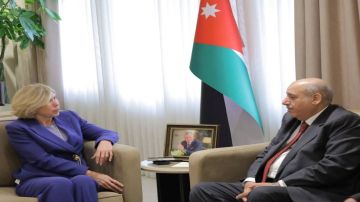 رئيس مجلس النواب يلتقي السفيرة الأسترالية