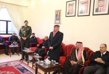 مندوبا عن الملك وولي العهد .. العيسوي يعزي عشيرة المجالي بوفاة ناصر عبدالوهاب المجالي - فيديو