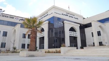 بلدية معان تعالج نقاط تجمعات مياه الأمطار وتتعامل مع تماس كهربائي بلدية معان تعالج نقاط تجمعات مياه الأمطار وتتعامل مع تماس كهربائي