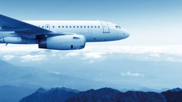 28 مليون رحلة جوية من الشرق الأوسط مهددة هذا العام بسبب حرب إيران 28 مليون رحلة جوية من الشرق الأوسط مهددة هذا العام بسبب حرب إيران