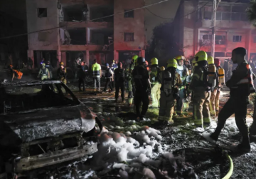 قتلى جراء سقوط صاروخ الإيراني على عراد جنوبي إسرائيل. قتلى جراء سقوط صاروخ الإيراني على عراد جنوبي إسرائيل.