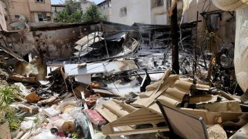 الضربة الإيرانية تباغت سكان ديمونا حيث المنشأة النووية الإسرائيلية الضربة الإيرانية تباغت سكان ديمونا حيث المنشأة النووية الإسرائيلية