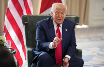 ترامب: إذا أوقفت إيران تدفق النفط فسيحل عليها الموت والنار والغضب 