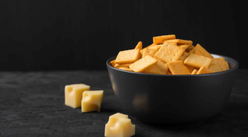 مقرمشات الجبن .. الوجبة الخفيفة التي تهدد ابتسامتك