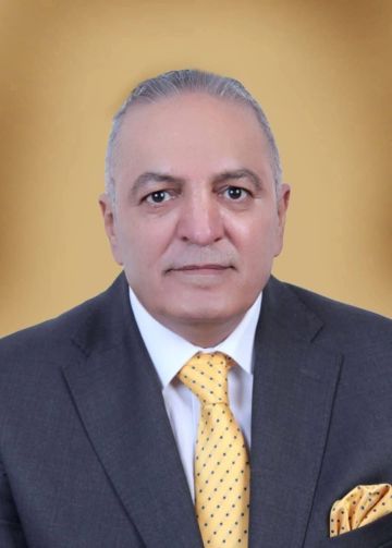 الجراح وأعضاء مجلس النقابة يتقبلون التهاني الجراح وأعضاء مجلس النقابة يتقبلون التهاني