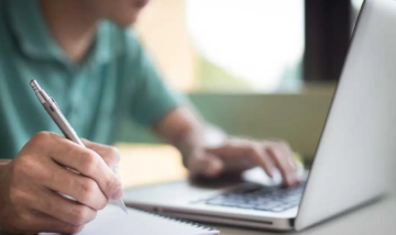 جامعات أردنية تحول دوامها عن بعد جامعات أردنية تحول دوامها عن بعد