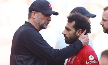 كلوب عن خلافه مع صلاح: لم نفقد احترامنا المتبادل كلوب عن خلافه مع صلاح: لم نفقد احترامنا المتبادل