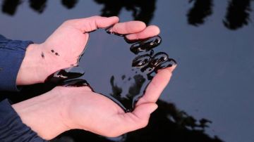 100 دولار سعر برميل النفط بالشرق الأوسط لأول مرة منذ 3 سنوات