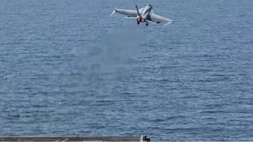 الجيش الأميركي: قصف أكثر من 90 هدفا عسكريا في جزيرة خارك الإيرانية الجيش الأميركي: قصف أكثر من 90 هدفا عسكريا في جزيرة خارك الإيرانية