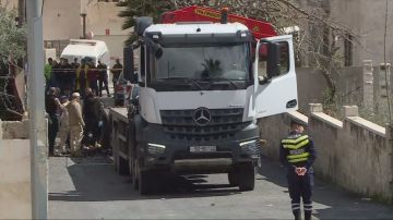 الجيش يعلن التعامل مع 36 صاروخا ومسيرة خلال الأسبوع الثالث من الحرب الجيش يعلن التعامل مع 36 صاروخا ومسيرة خلال الأسبوع الثالث من الحرب