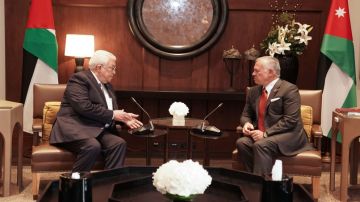 الملك يتلقى اتصالا هاتفيا من الرئيس الفلسطيني