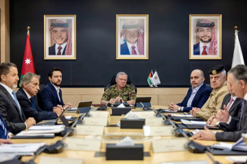 الملك يؤكد ضرورة الاستعداد لأي طارئ وضمان توافر السلع الأساسية