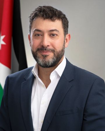 الأطرش: الصناعات الدوائية تمتلك قدرة وطاقة إنتاجية عالية تعزز الأمن الدوائي الوطني