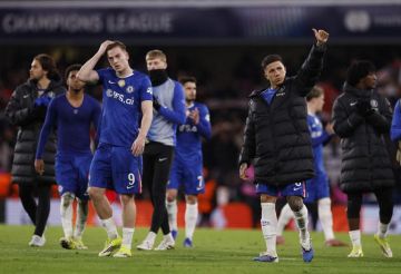 انهيار مفاجئ لممثلي إنجلترا في أوروبا .. رباعي الدوري الممتاز يسقط بضربة واحدة انهيار مفاجئ لممثلي إنجلترا في أوروبا .. رباعي الدوري الممتاز يسقط بضربة واحدة