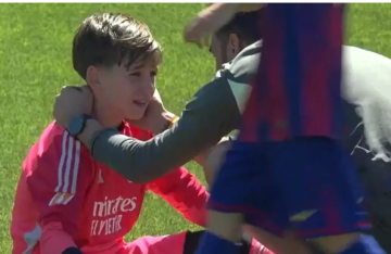 تصرف لافت لحارس ناشئي برشلونة مع نجل أسطورة ريال مدريد كاسياس