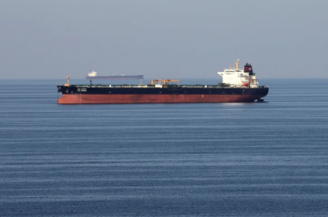 مستشار قائد الحرس الثوري الإيراني: مضيق هرمز أغلق وسنستهدف أي سفينة تحاول العبور مستشار قائد الحرس الثوري الإيراني: مضيق هرمز أغلق وسنستهدف أي سفينة تحاول العبور