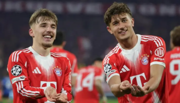 موهبة بايرن يتسبب بنقاش في مؤتمر صحافي بسبب لعبة الورق أونو 