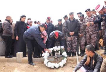 الأمن العام يشارك بتشييع جثمان الرائد معاذ موسى النعيمات