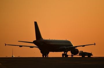 خبير روسي: سعر وقود الطائرات تضاعف مرتين بسبب العملية ضد إيران خبير روسي: سعر وقود الطائرات تضاعف مرتين بسبب العملية ضد إيران