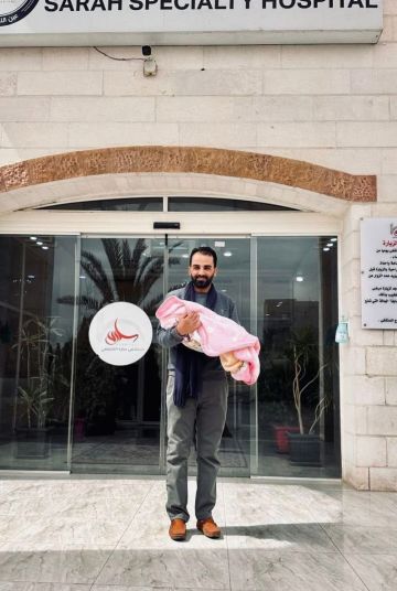 الزميل بلال المشاقبة يرزق بمولودته الأولى لين 