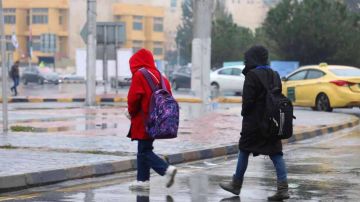 تعليق دوام مدارس الزرقاء الثانية ومخيمات اللاجئين الخميس بسبب الأحوال الجوية