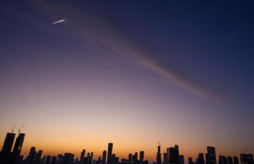 هجوم صاروخي إيراني متواصل يضرب جنوب إسرائيل هجوم صاروخي إيراني متواصل يضرب جنوب إسرائيل