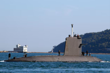 إيران: مضيق هرمز مفتوح أمام كل السفن باستثناء المرتبطة بالأعداء إيران: مضيق هرمز مفتوح أمام كل السفن باستثناء المرتبطة بالأعداء