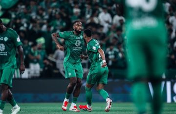 إيفان توني يكشف سر احتفاله المثير في ديربي جدة (فيديو - صور) إيفان توني يكشف سر احتفاله المثير في ديربي جدة (فيديو - صور)